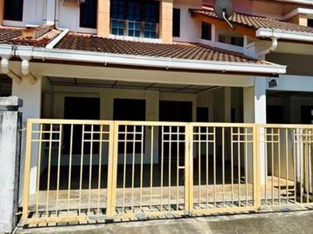 Terraced House for rent in Kuching, Sarawak