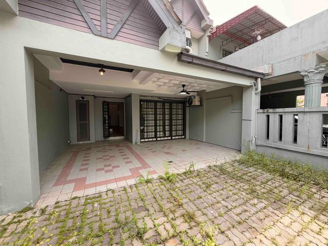 Terraced House for rent in Petaling, Damansara Damai