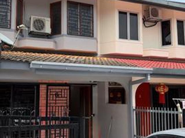 Terraced House for rent in Country Heights Damansara, Kuala Lumpur