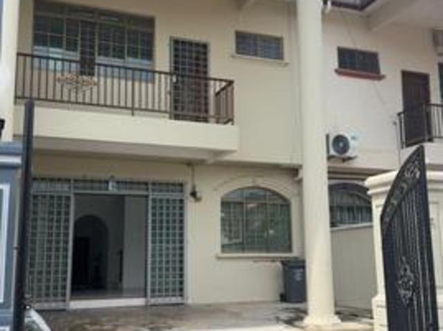 Terraced House for sale in Kluang