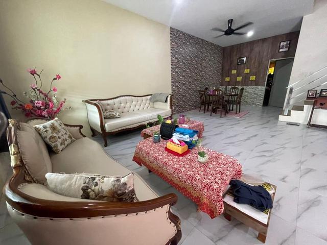 Terraced House for sale in Kuching