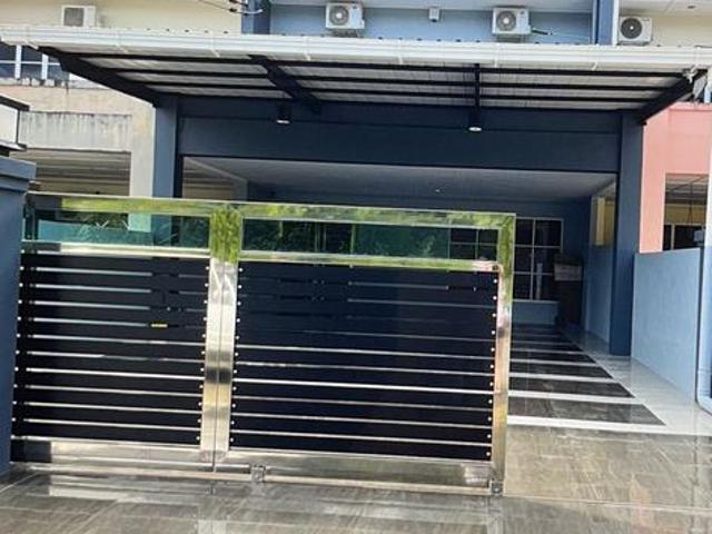 Terraced House for sale in Serian, Serian Bazaar