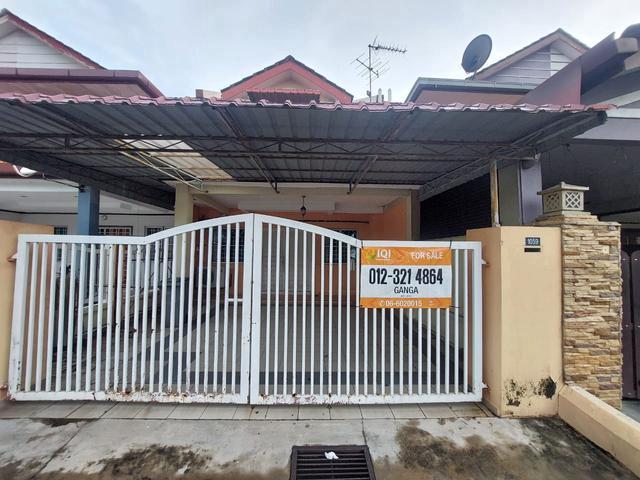 Terraced House for sale in Sendayan Village, Negeri Sembilan