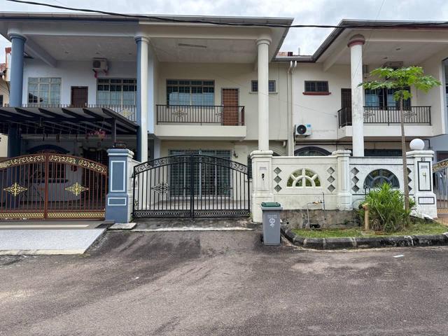 Terraced House for sale in Kluang