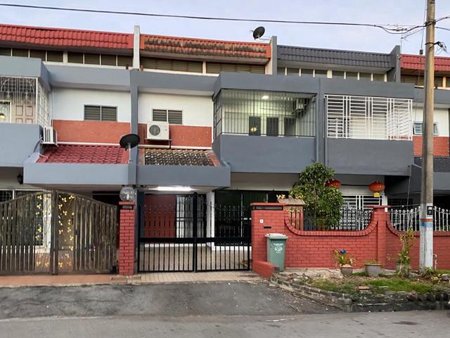 Terraced House for sale in Country Heights Damansara, Kuala Lumpur