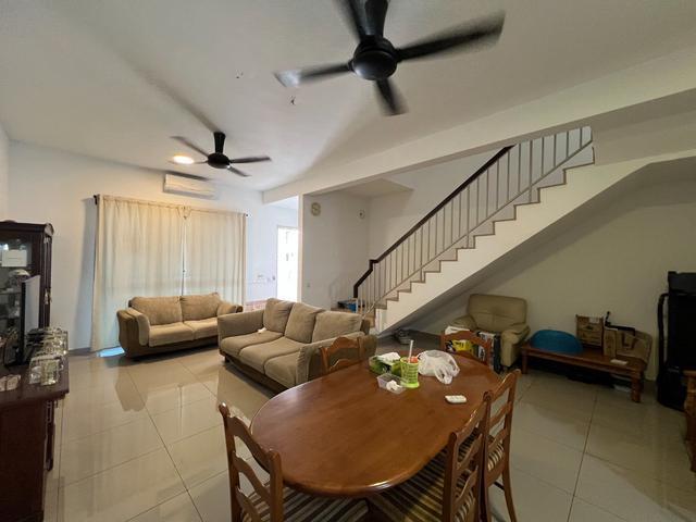 Terraced House for rent in Tanjong Sepat, Selangor