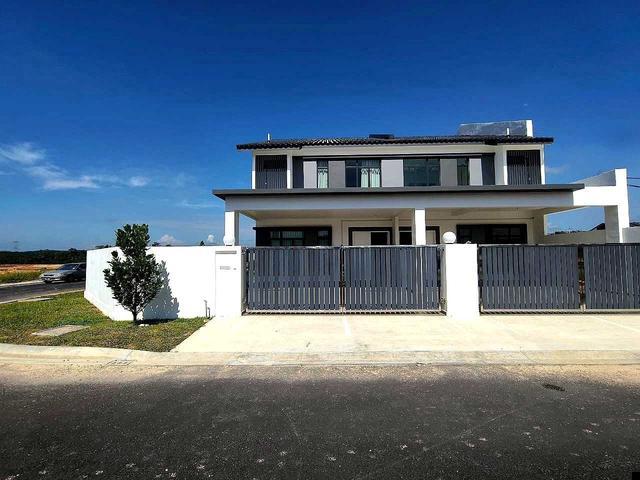 Terraced House for sale in Kluang