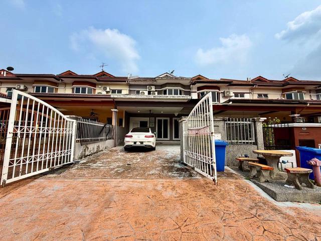 Terraced House for sale in Shah Alam, Petaling