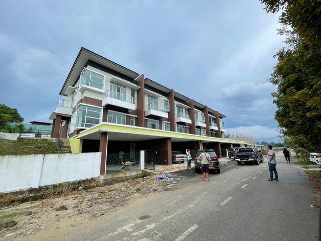 Terraced House for sale in Kuching