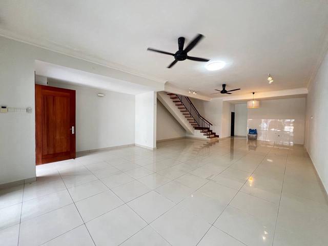 Terraced House for rent in Petaling, Alam Impian