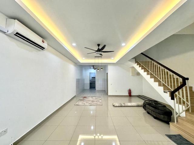 Terraced House for sale in Tanjong Sepat, Selangor