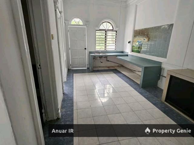 Bungalow for sale in Perak