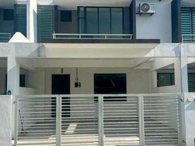 Terraced House for rent in Wellesley, Penang
