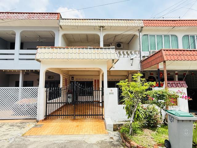Terraced House for sale in Batu Pahat, Johor