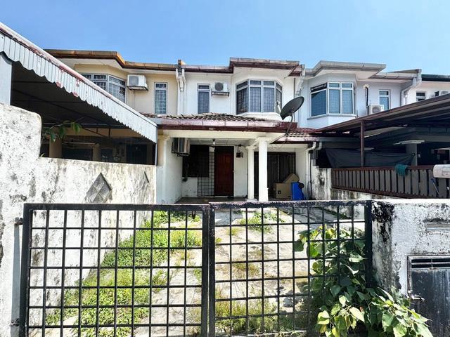 Terraced House for sale