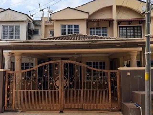 Terraced House for sale in Country Heights Damansara, Kuala Lumpur
