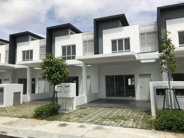 Terraced House for sale in Tanjong Sepat, Selangor