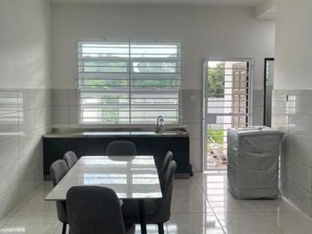 Terraced House for rent in Kuching