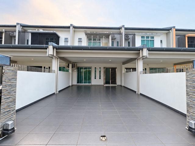 Terraced House for sale in Kota Samarahan, Bahagian Samarahan