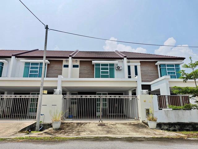 Terraced House for rent in Long Miri, Sarawak