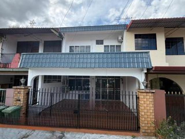 Terraced House for rent in Kuching