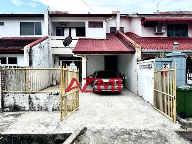 Terraced House for sale in Long Miri