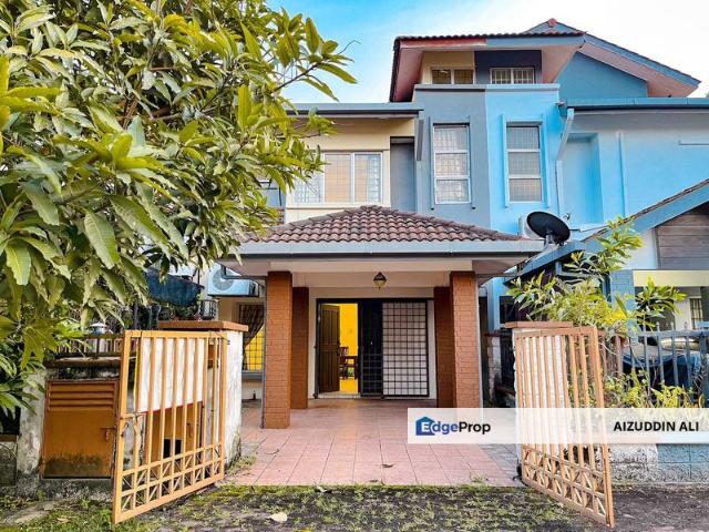 House for sale in Seksyen U8, Shah Alam