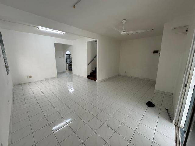 Terraced House for rent in Ulu Tiram, Johor