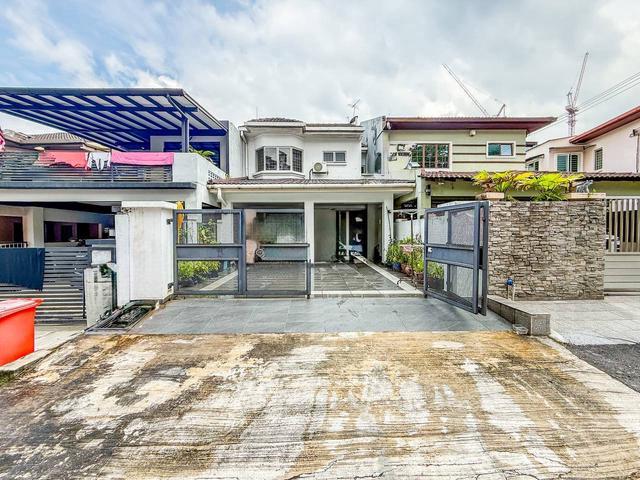 Terraced House for sale in Country Heights Damansara, Kuala Lumpur