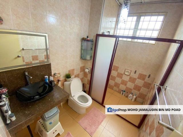 House for sale in Petaling, Alam Impian
