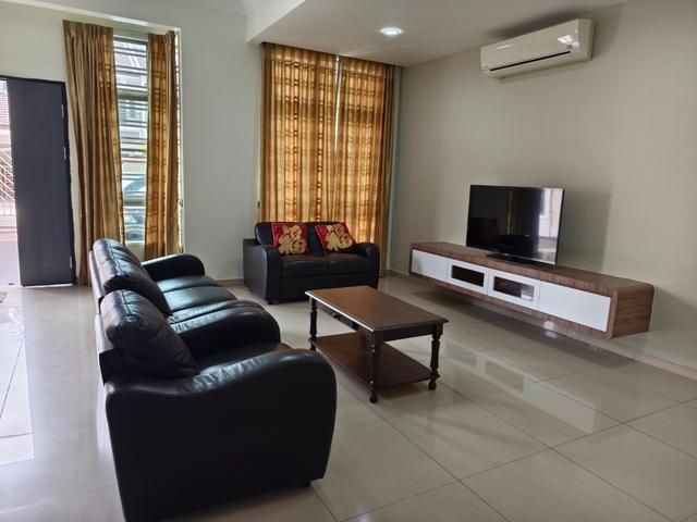 Terraced House for rent in Malaka