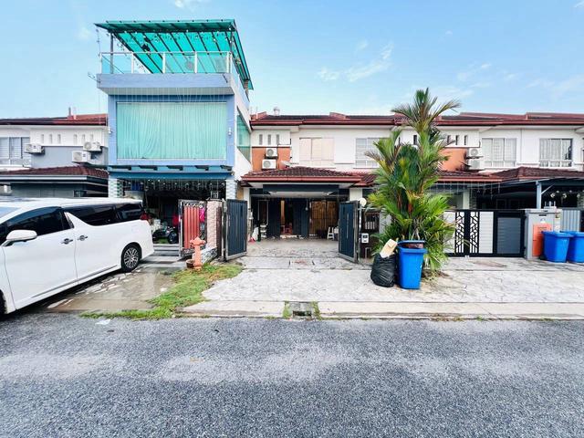 Terraced House for sale in Shah Alam, Petaling