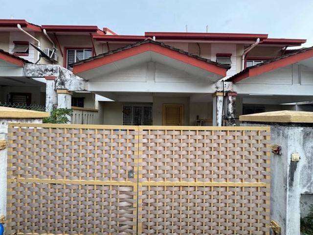 Terraced House for sale in Petaling, Alam Impian