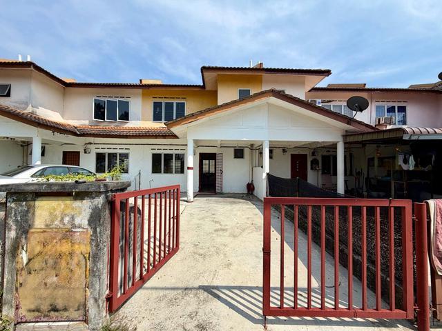 Terraced House for sale in Banting, Selangor