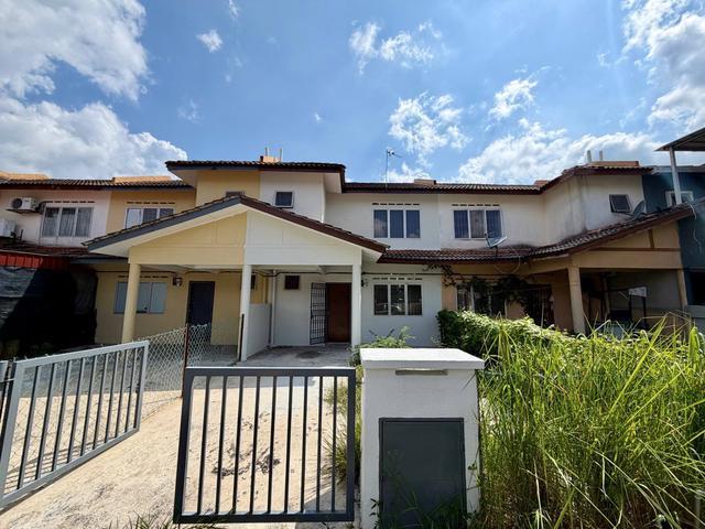 Terraced House for sale in Banting, Selangor