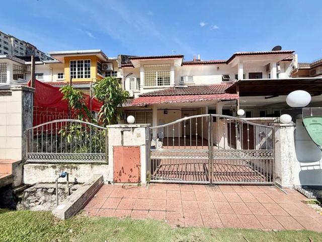 Terraced House for sale in Langat, Selangor