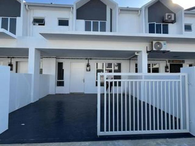 Terraced House for sale in Sendayan Village, Negeri Sembilan