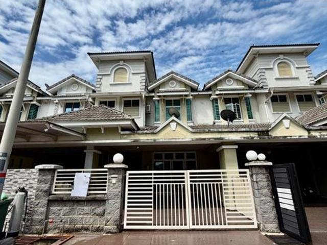 Terraced House for sale in Wellesley, Penang