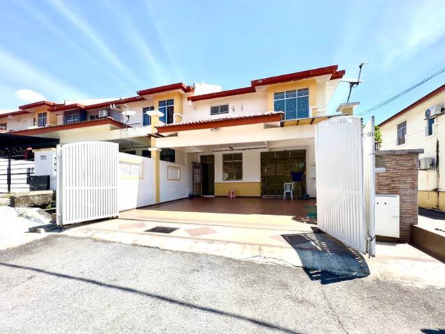 Terraced House for sale in Tanjong Sepat, Selangor