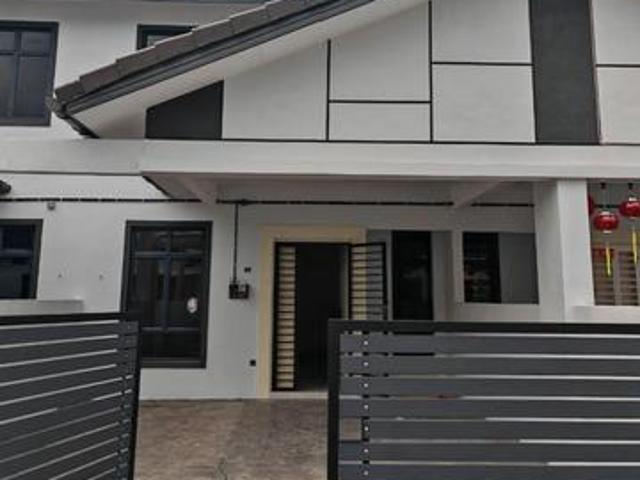 Terraced House for rent in Malaka