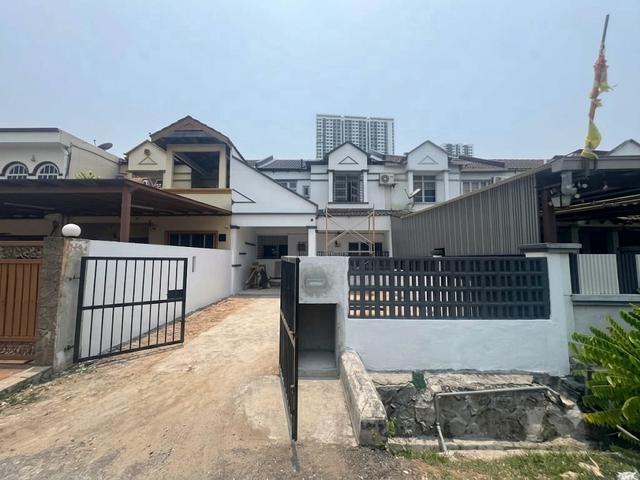Terraced House for sale in Majlis Bandaraya Subang Jaya, Petaling