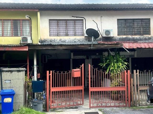 Terraced House for sale in Langat, Selangor