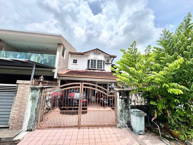 Terraced House for sale in Country Heights Damansara, Kuala Lumpur