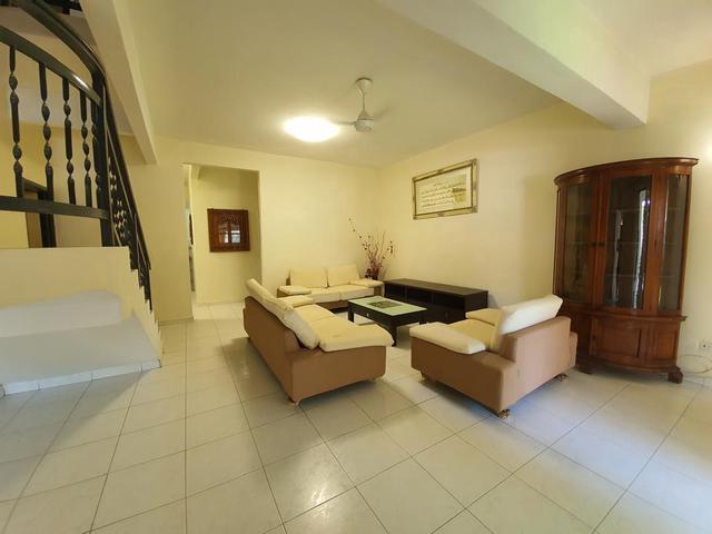 Terraced House for rent in Malaka