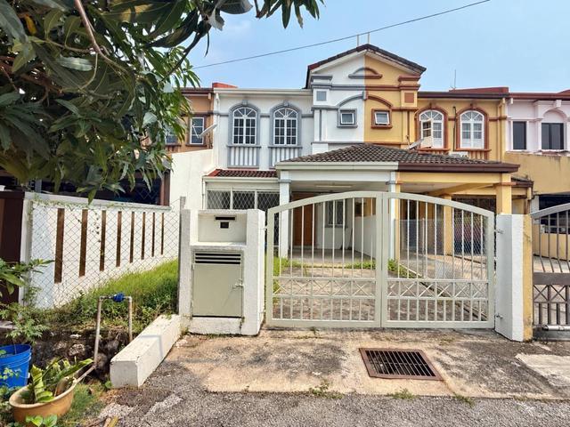 Terraced House for sale in Majlis Bandaraya Subang Jaya, Petaling