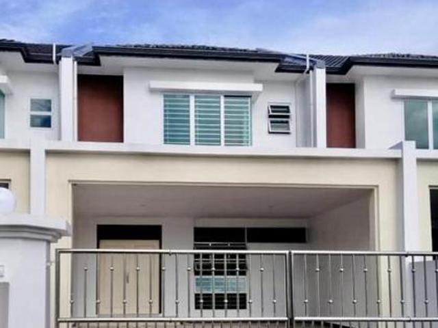 Terraced House for rent in Long Miri