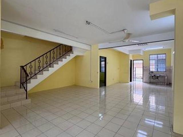 Terraced House for rent in Wellesley, Penang