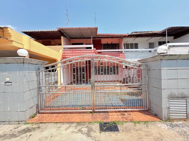 Terraced House for sale in Kluang, Johor
