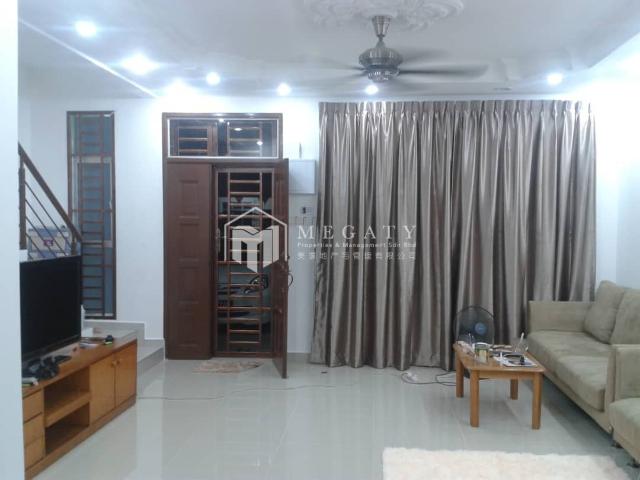 House for rent in Taman Ungku, Johor Bahru