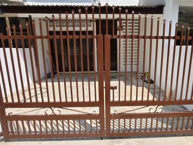 Terraced House for rent in Country Heights Damansara, Kuala Lumpur